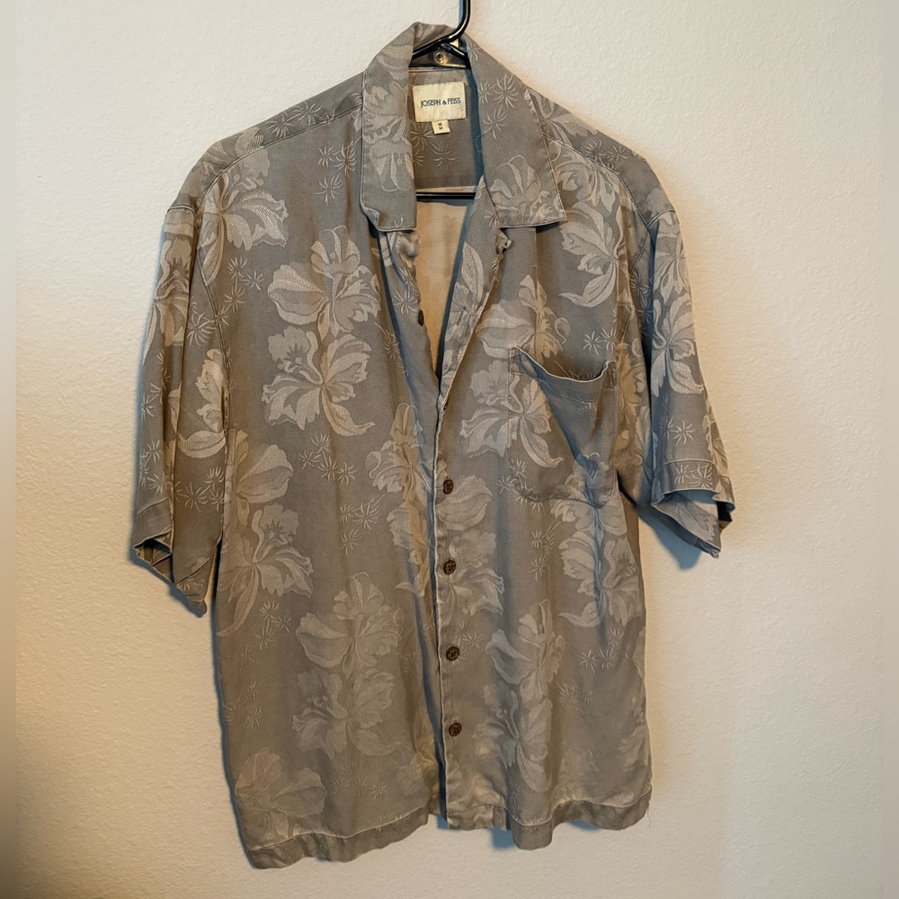 Joseph and Feiss Hawaiian shirt